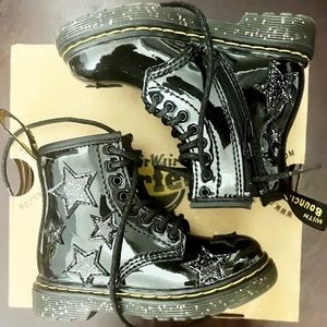 Dr Marten’s Toddler Girl! 7